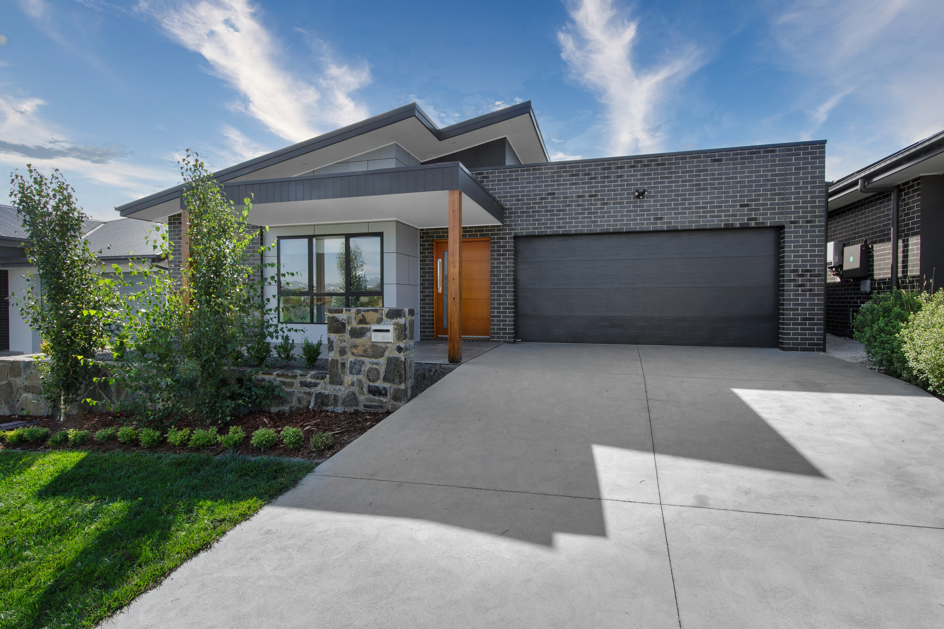 Mary Street Googong family home by Entice Homes